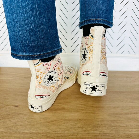 ⭐Converse Chuck 70 Plus Hi 10 Womens Shoes Beige Floral Paisley Sneakers A08172C - Picture 4 of 11